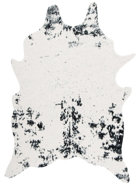 Safavieh Faux Cowhide 5'-0" x 6'-5" Rug in Beige / Black