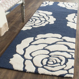 Safavieh Cambridge 2'-6" x 8'-0" Rug in Navy / Ivory