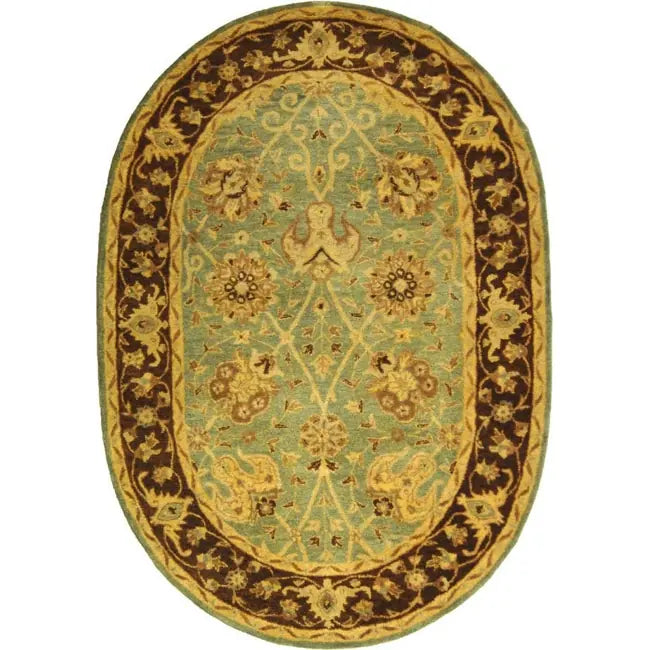 Safavieh Antiquity 4'-6" x 6'-6" Rug in Green / Brown