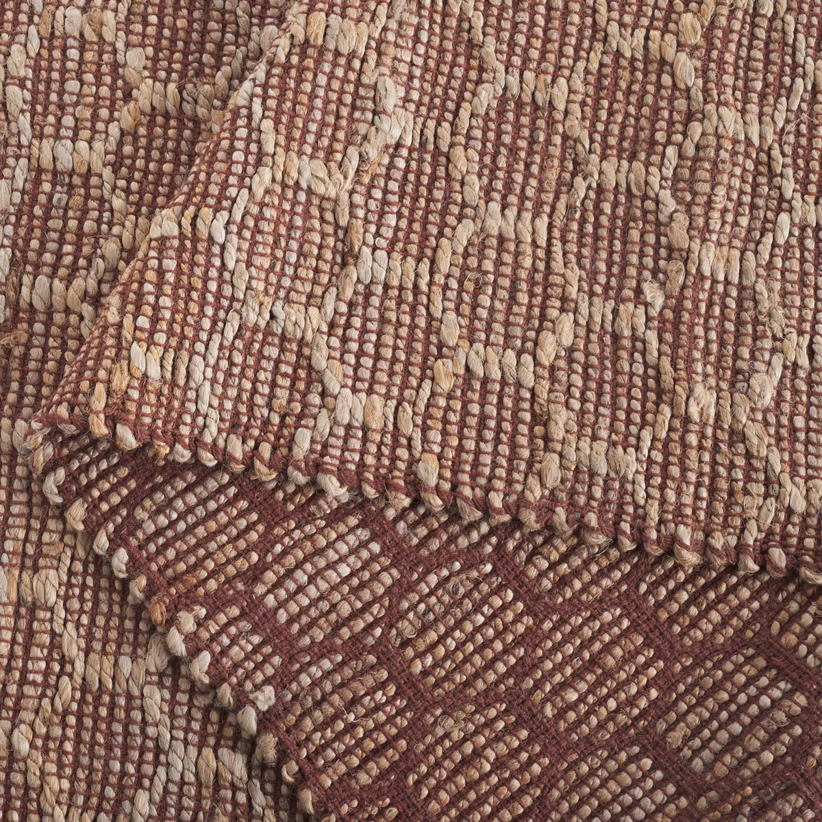 Safavieh Cape Cod 4'-0" x 6'-0" Rug in Rust / Natural