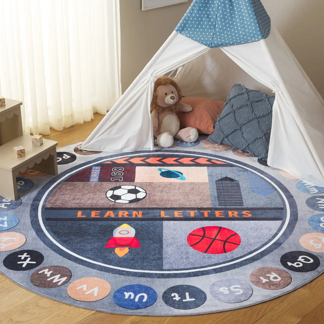Safavieh Santa Monica Kids 6'-0" x 6'-0" Rug in Grey / Blue