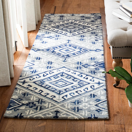 Safavieh Aspen 2'-3" x 7'-0" Rug in Grey / Navy
