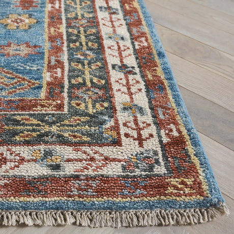 Safavieh Samarkand 6'-0" x 9'-0" Rug in Blue / Red