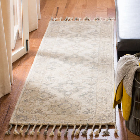 Safavieh Aspen 2'-3" x 11'-0" Rug in Light Grey / Grey