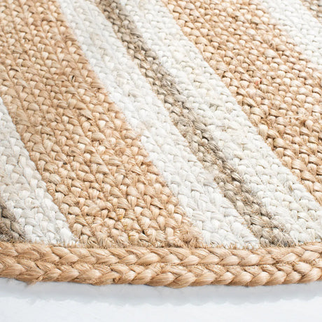 Safavieh Natural Fiber 6'-0" x 6'-0" Rug in Natural / Ivory