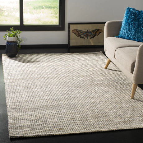 Safavieh Marbella 4'-0" x 6'-0" Rug in Ivory