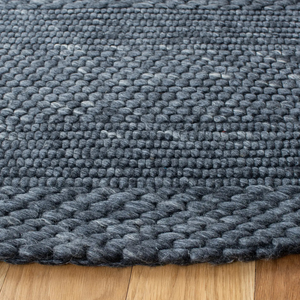 Safavieh Marbella 7'-0" x 7'-0" Rug in Charcoal