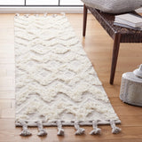 Safavieh Kenya 2'-3" x 8'-0" Rug in Ivory / Grey