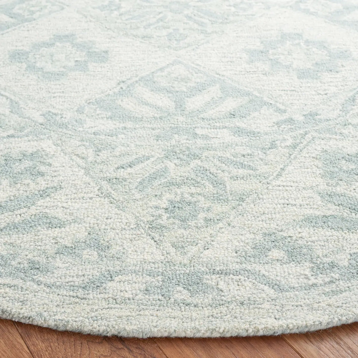 Safavieh Martha Stewart 6'-0" x 6'-0" Rug in Ivory / Light Blue