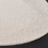 Safavieh Novelty 2'-0" x 3'-0" Rug in Ivory / Beige
