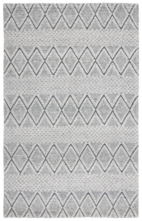 Safavieh Marbella 4'-0" x 6'-0" Rug in Light Grey / Black
