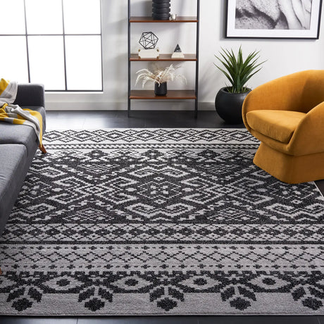 Safavieh Adirondack 10'-0" x 14'-0" Rug in Silver / Black