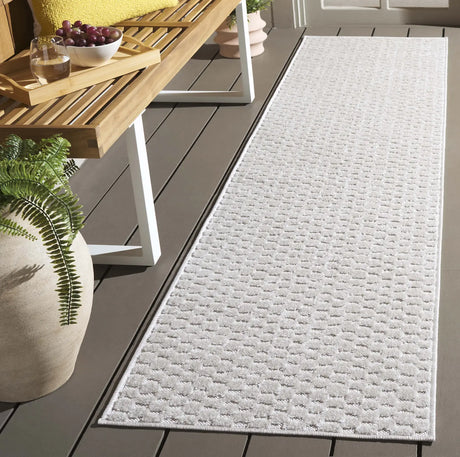 Safavieh Stella 2'-0" x 8'-0" Rug in Beige / Blue