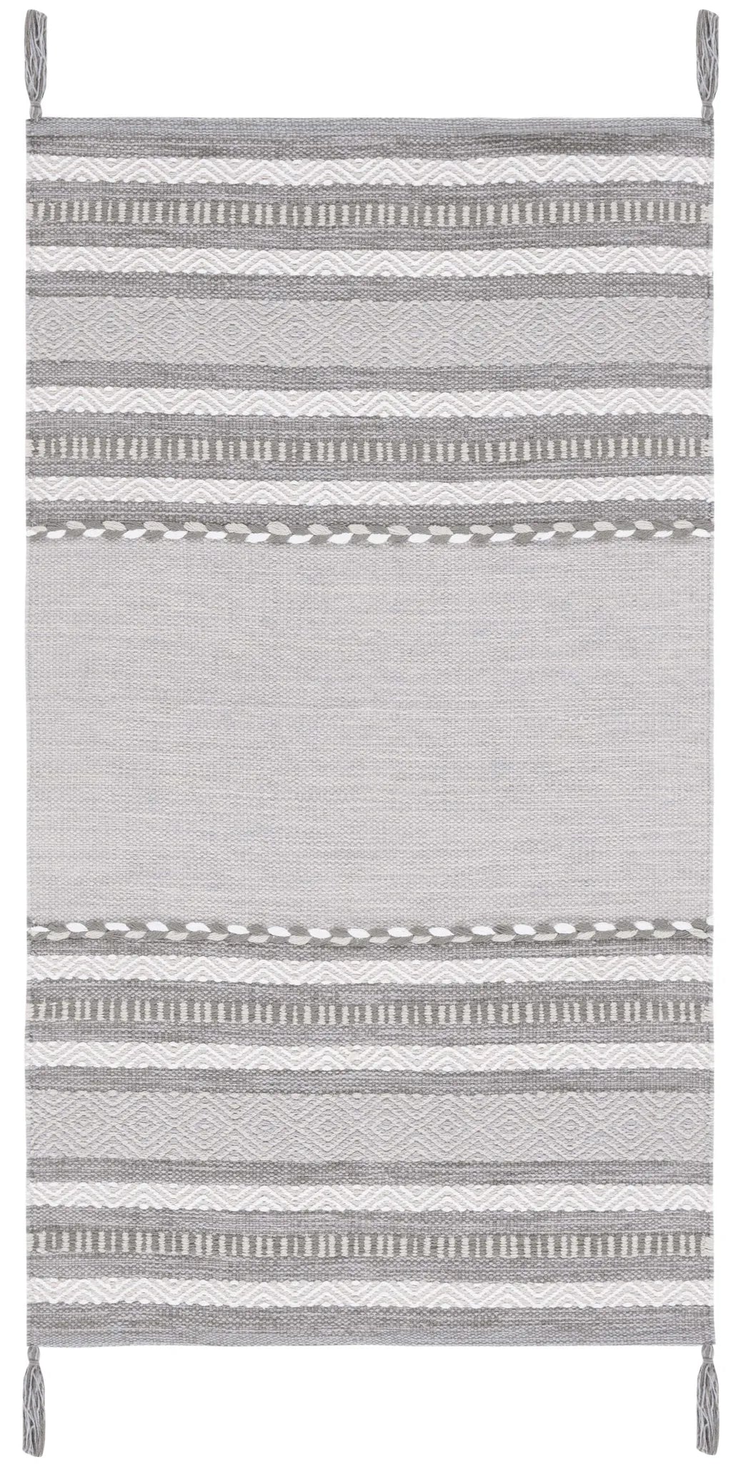 Safavieh Montauk 2'-3" x 4'-0" Rug in Grey / Ivory