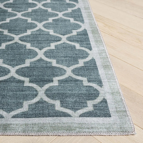 Safavieh Arizona 4'-0" x 6'-0" Rug in Green