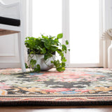 Safavieh Classic Vintage 5'-0" x 8'-0" Rug in Black / Multi