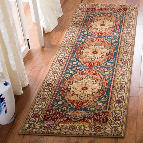 Safavieh Kashan 2'-6" x 8'-0" Rug in Ivory / Blue