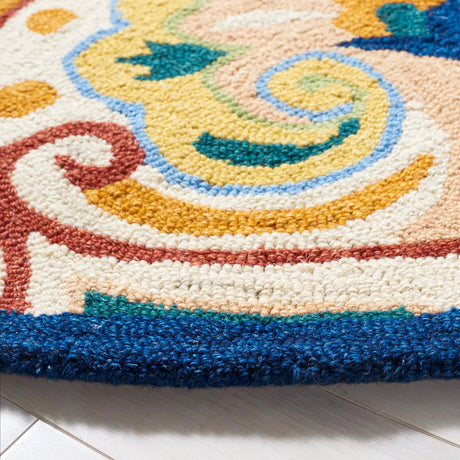 Safavieh Metro 6'-0" x 6'-0" Rug in Beige / Blue