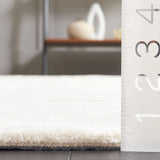 Safavieh Ebony 4'-0" x 6'-0" Rug in Ivory