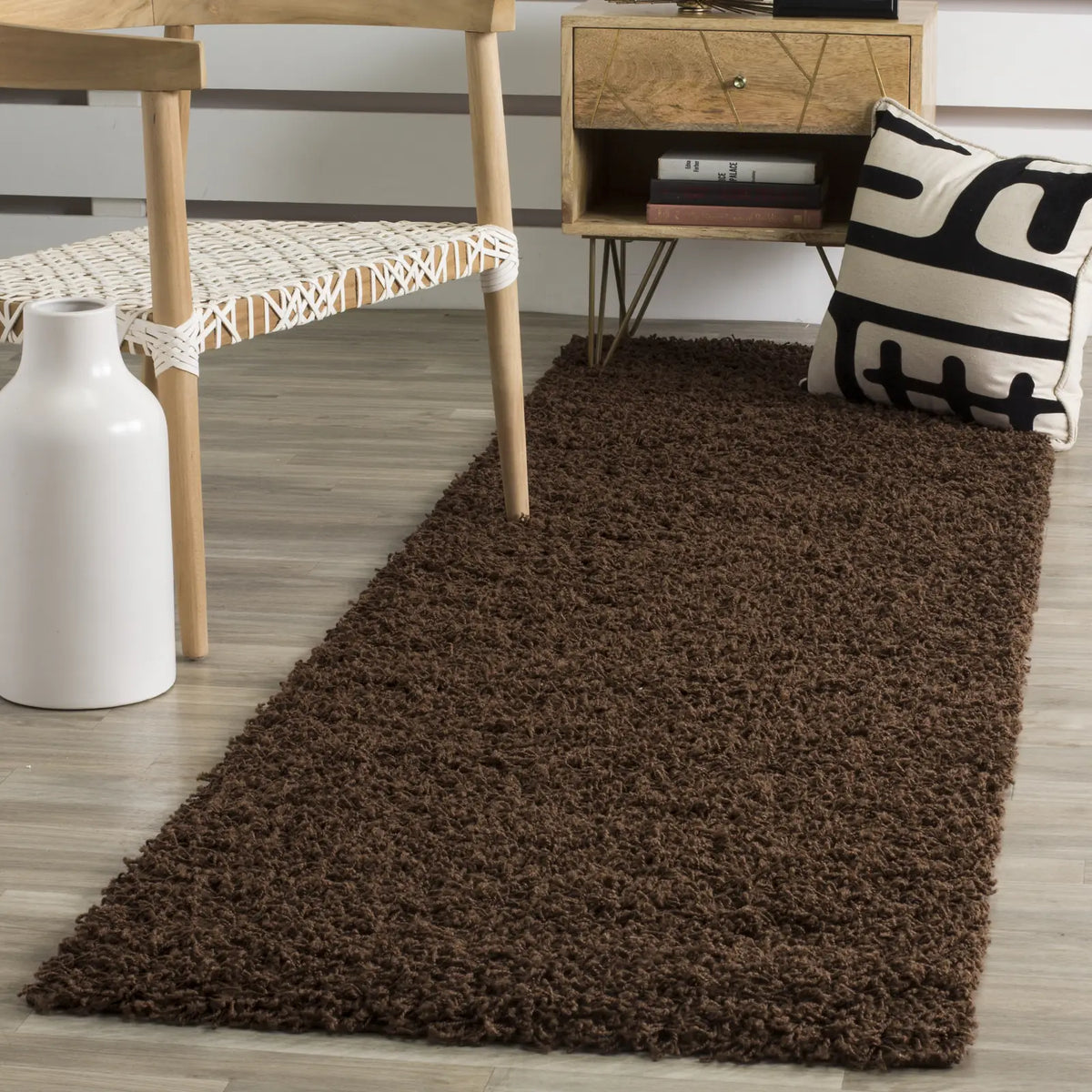 Safavieh Sga-Athens Shag 2'-3" x 8'-0" Rug in Brown
