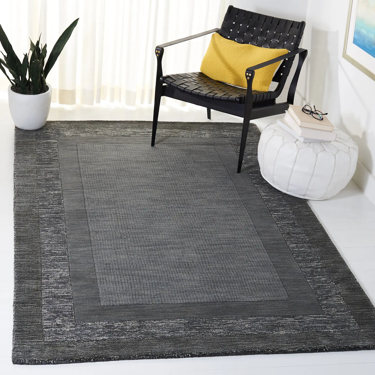 Safavieh Impressions 4'-0" x 6'-0" Rug in Charcoal / Blue
