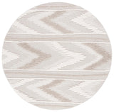 Safavieh Trends 6'-7" x 6'-7" Rug in Beige / Ivory