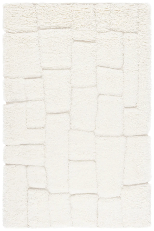 Safavieh Casablanca 4'-0" x 6'-0" Rug in Ivory