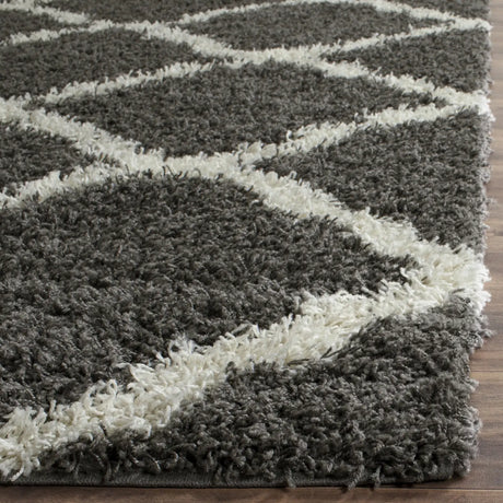 Safavieh Sgd-Dallas Shag 10'-0" x 14'-0" Rug in Dark Grey / Ivory