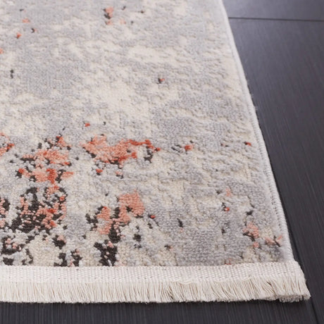 Safavieh Shivan 4'-0" x 6'-0" Rug in Grey / Rose