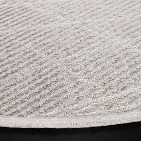 Safavieh Mila 6'-7" x 6'-7" Rug in Grey / Ivory
