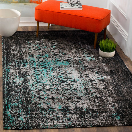 Safavieh Classic Vintage 4'-0" x 6'-0" Rug in Navy / Teal