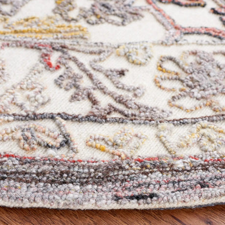 Safavieh Trace 6'-0" x 6'-0" Rug in Red / Ivory