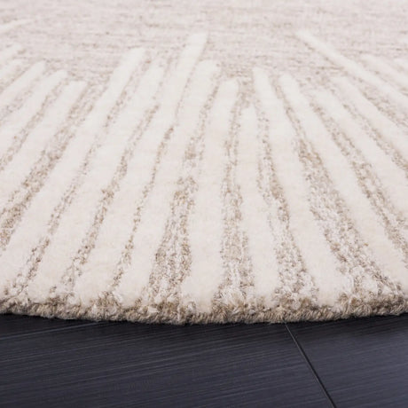 Safavieh Abstract 6'-0" x 6'-0" Rug in Natural / Ivory