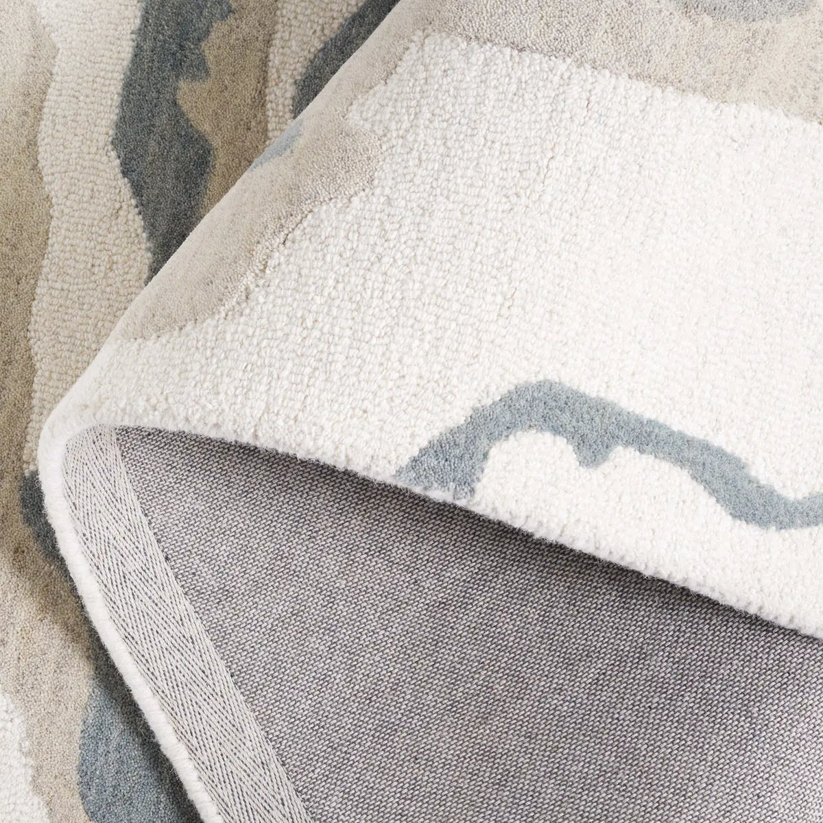Safavieh Rodeo Drive 5'-0" x 8'-0" Rug in Ivory / Grey
