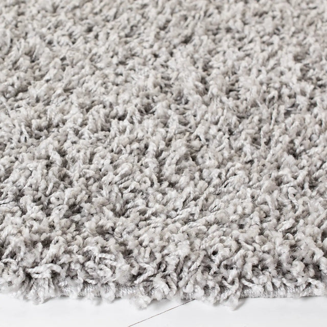 Safavieh Sga-Athens Shag 6'-7" x 6'-7" Rug in Silver
