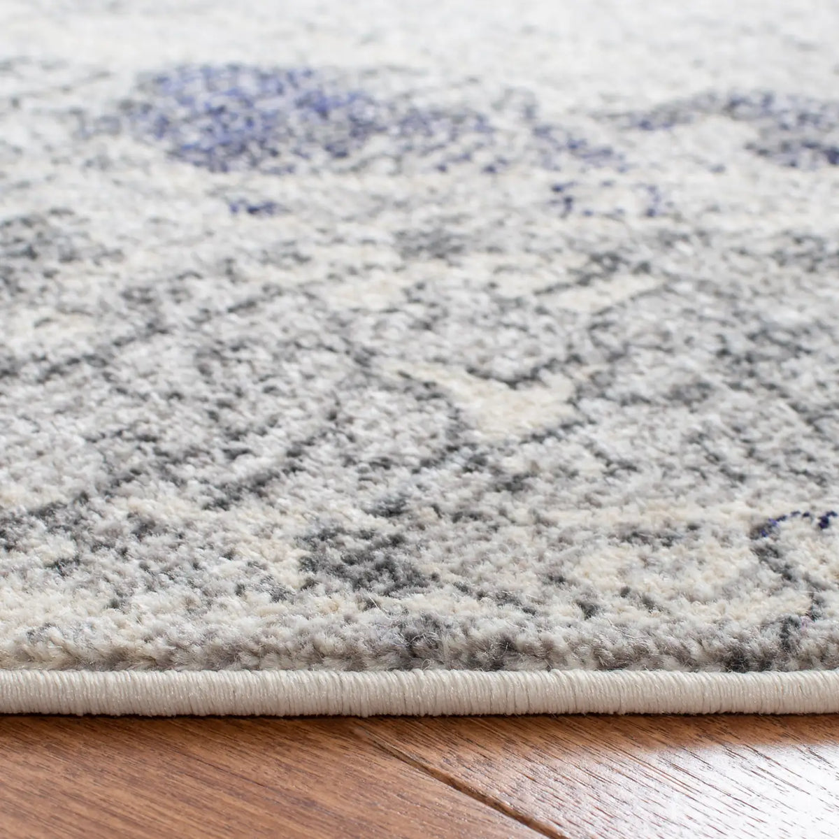 Safavieh Monaco 6'-7" x 6'-7" Rug in Ivory / Grey
