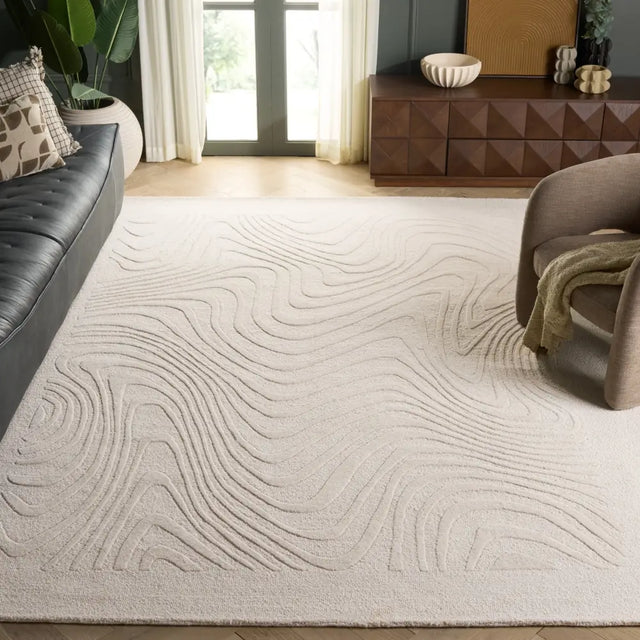 Safavieh Ebony 8'-0" x 10'-0" Rug in Ivory