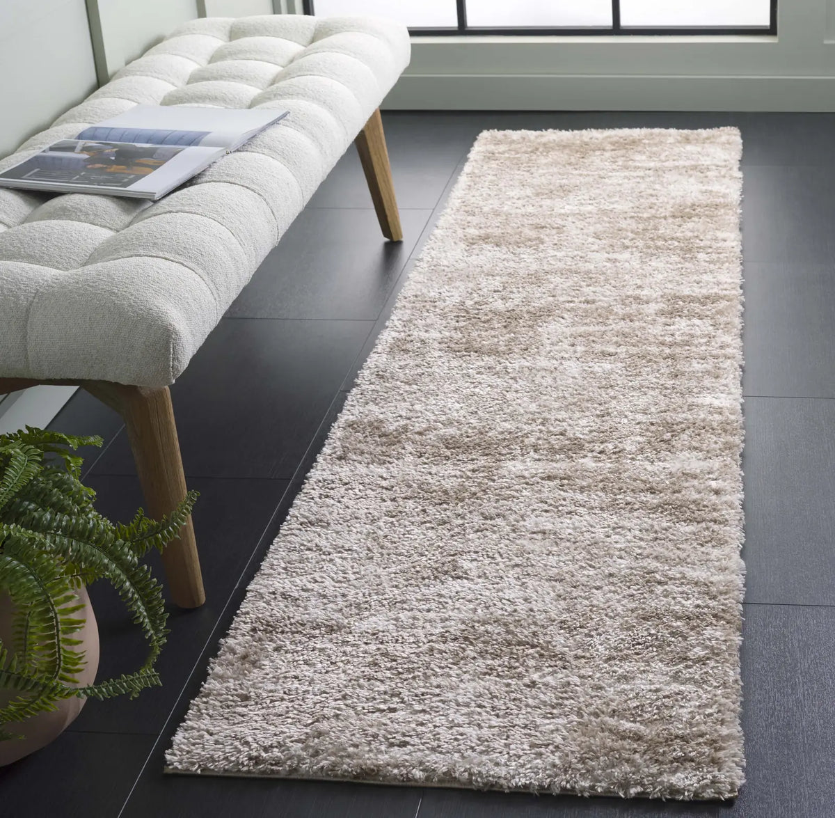 Safavieh Penelope Shag 2'-0" x 8'-0" Rug in Taupe / Ivory