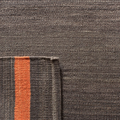 Safavieh Kilim 5'-0" x 8'-0" Rug in Dark Grey / Orange