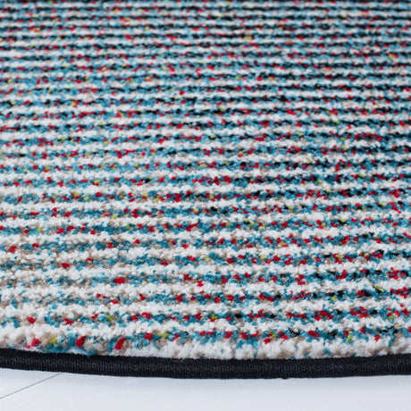 Safavieh Hollywood 5'-3" x 5'-3" Rug in Beige / Blue
