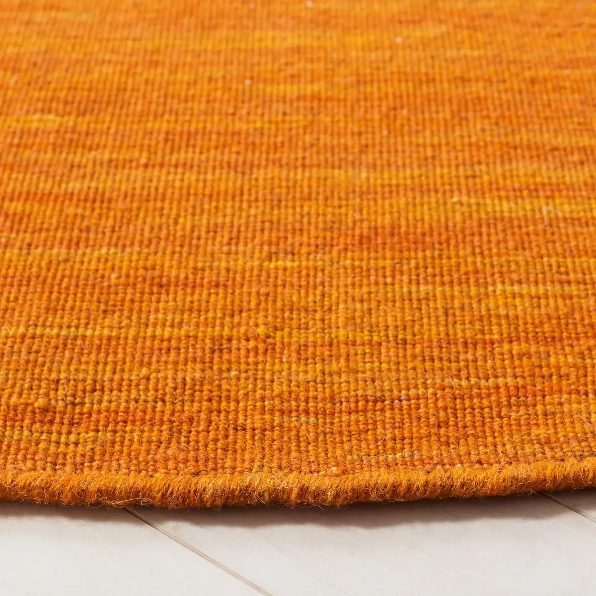 Safavieh Kilim 6'-0" x 6'-0" Rug in Orange
