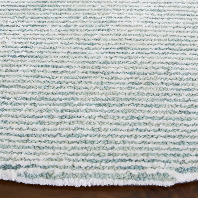 Safavieh Soho 6'-0" x 6'-0" Rug in Turquoise / Ivory