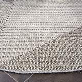 Safavieh Global 6'-7" x 6'-7" Rug in Light Grey / Grey