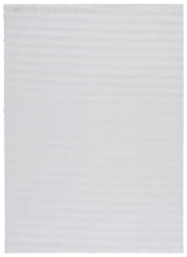 Safavieh Faux Rabbit Bubble 100 5'-0" x 7'-0" Rug in Ivory