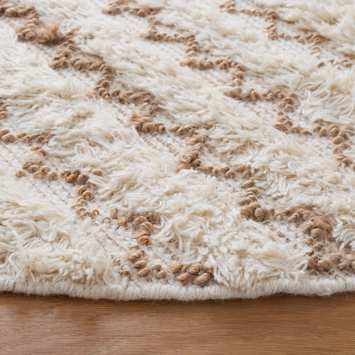 Safavieh Natura 6'-0" x 6'-0" Rug in Ivory / Brown