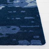 Safavieh Metro 4'-0" x 6'-0" Rug in Blue / Ivory