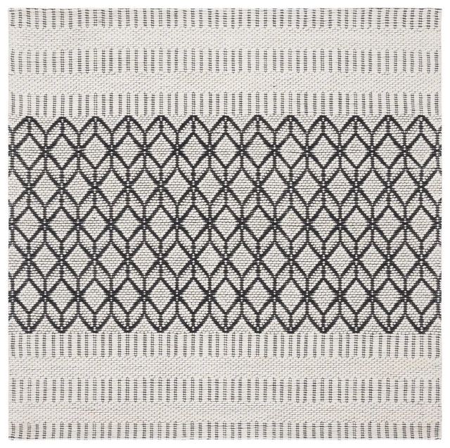 Safavieh Vermont 6'-0" x 6'-0" Rug in Ivory / Black