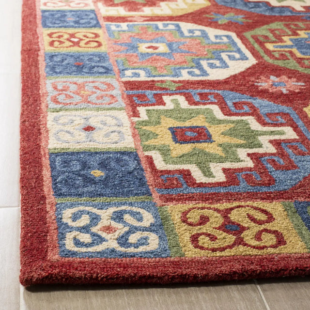 Safavieh Aspen 4'-0" x 6'-0" Rug in Red / Blue