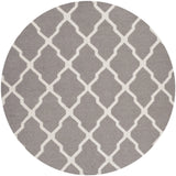Safavieh Dhurries 6'-0" x 6'-0" Rug in Dark Grey / Ivory