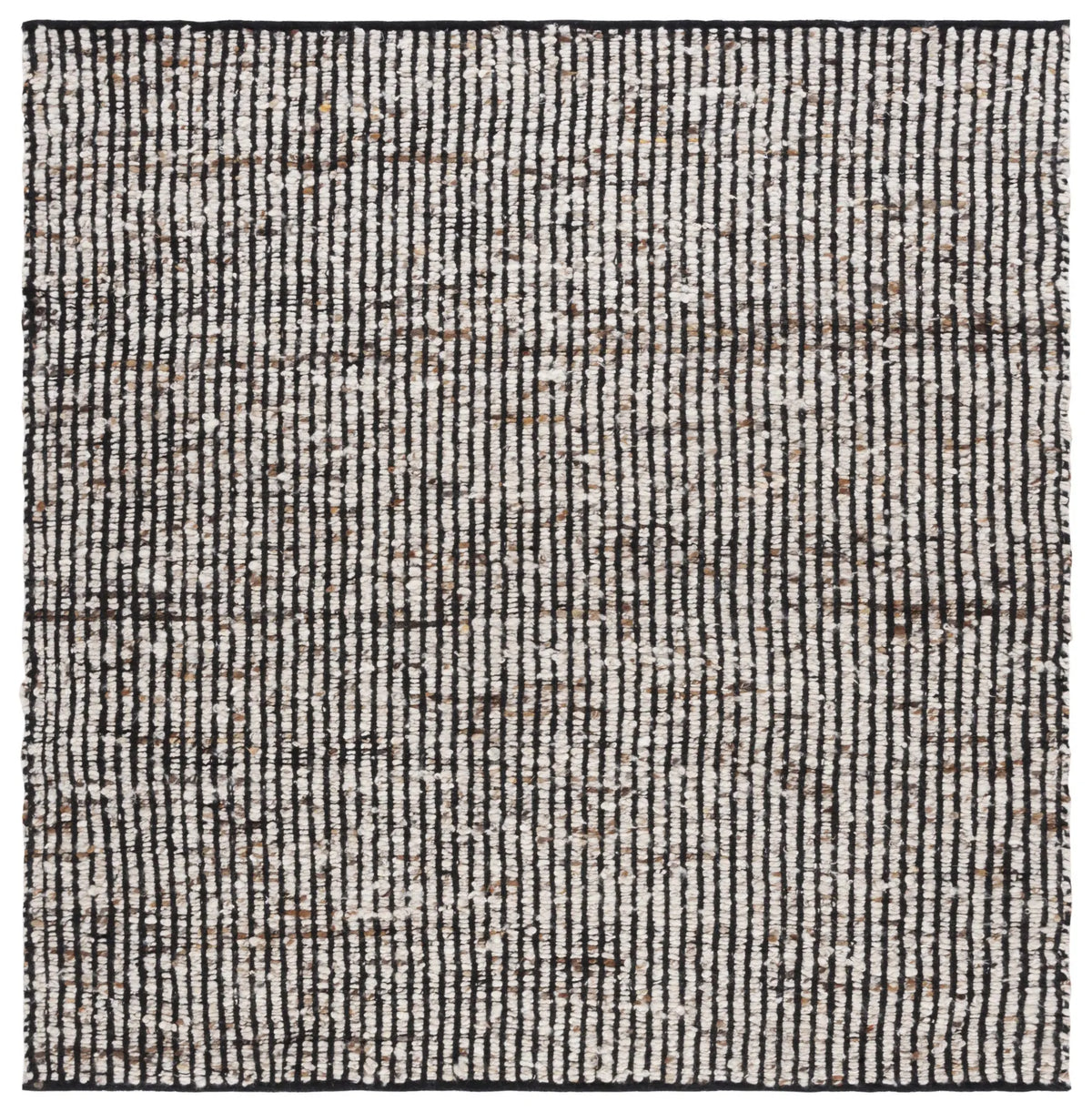 Safavieh Natura 6'-0" x 6'-0" Rug in Black / Ivory